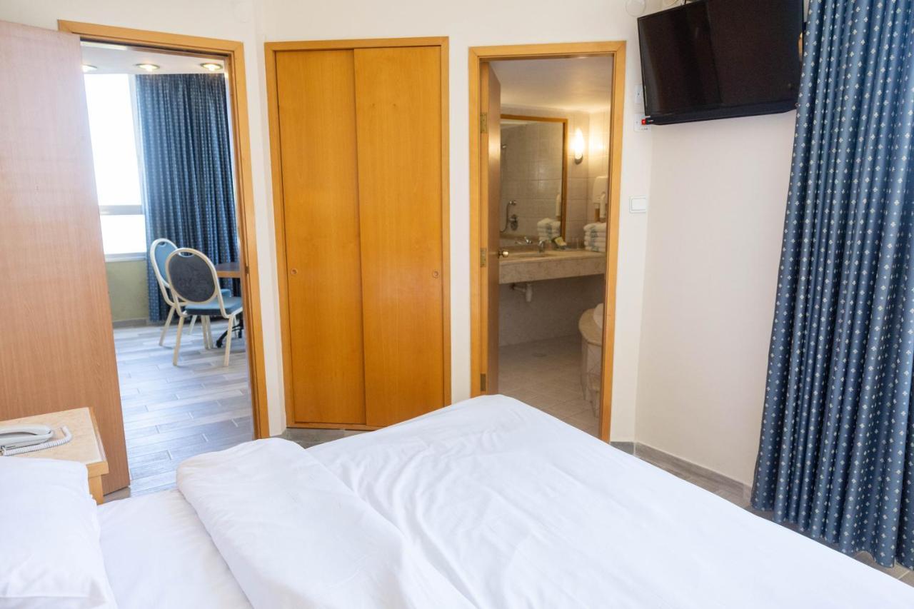 Marom Hotel Хайфа Екстер'єр фото