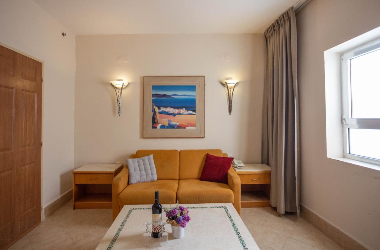 Marom Hotel Хайфа Екстер'єр фото