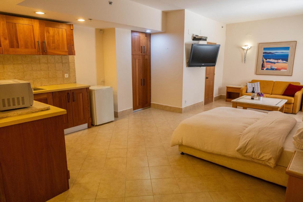 Marom Hotel Хайфа Екстер'єр фото
