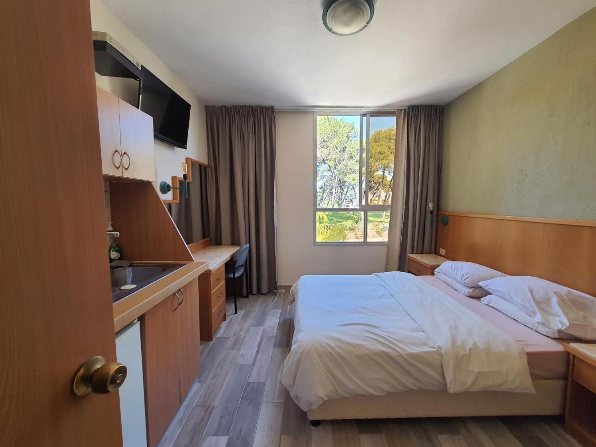 Marom Hotel Хайфа Екстер'єр фото