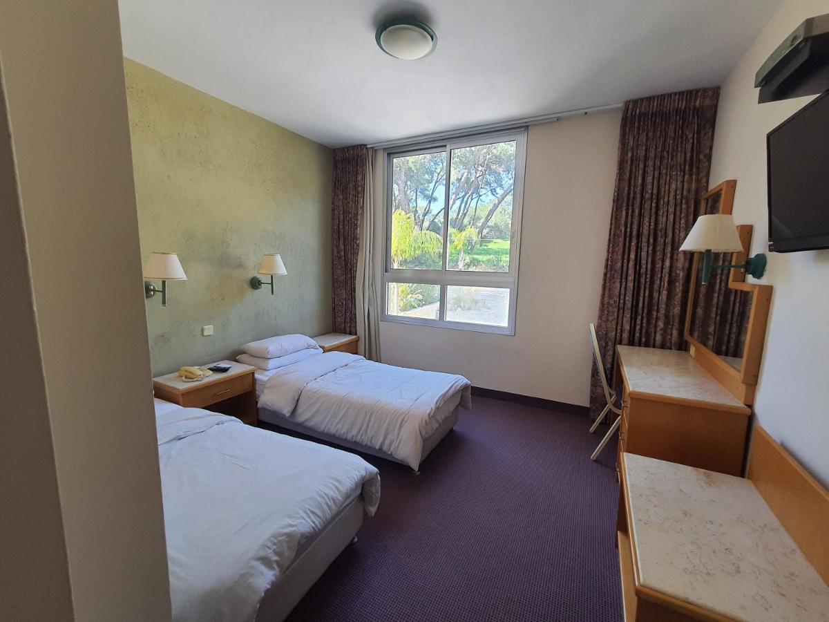 Marom Hotel Хайфа Екстер'єр фото