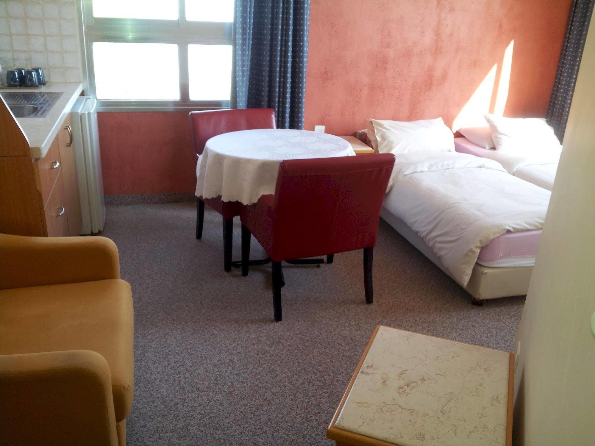 Marom Hotel Хайфа Екстер'єр фото