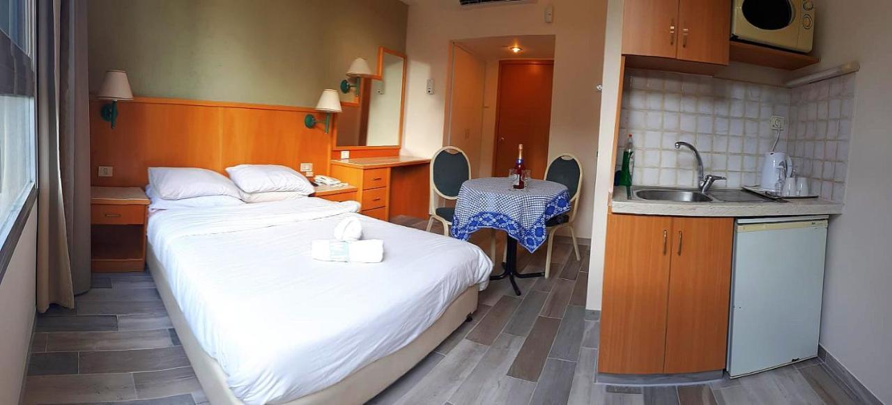 Marom Hotel Хайфа Екстер'єр фото