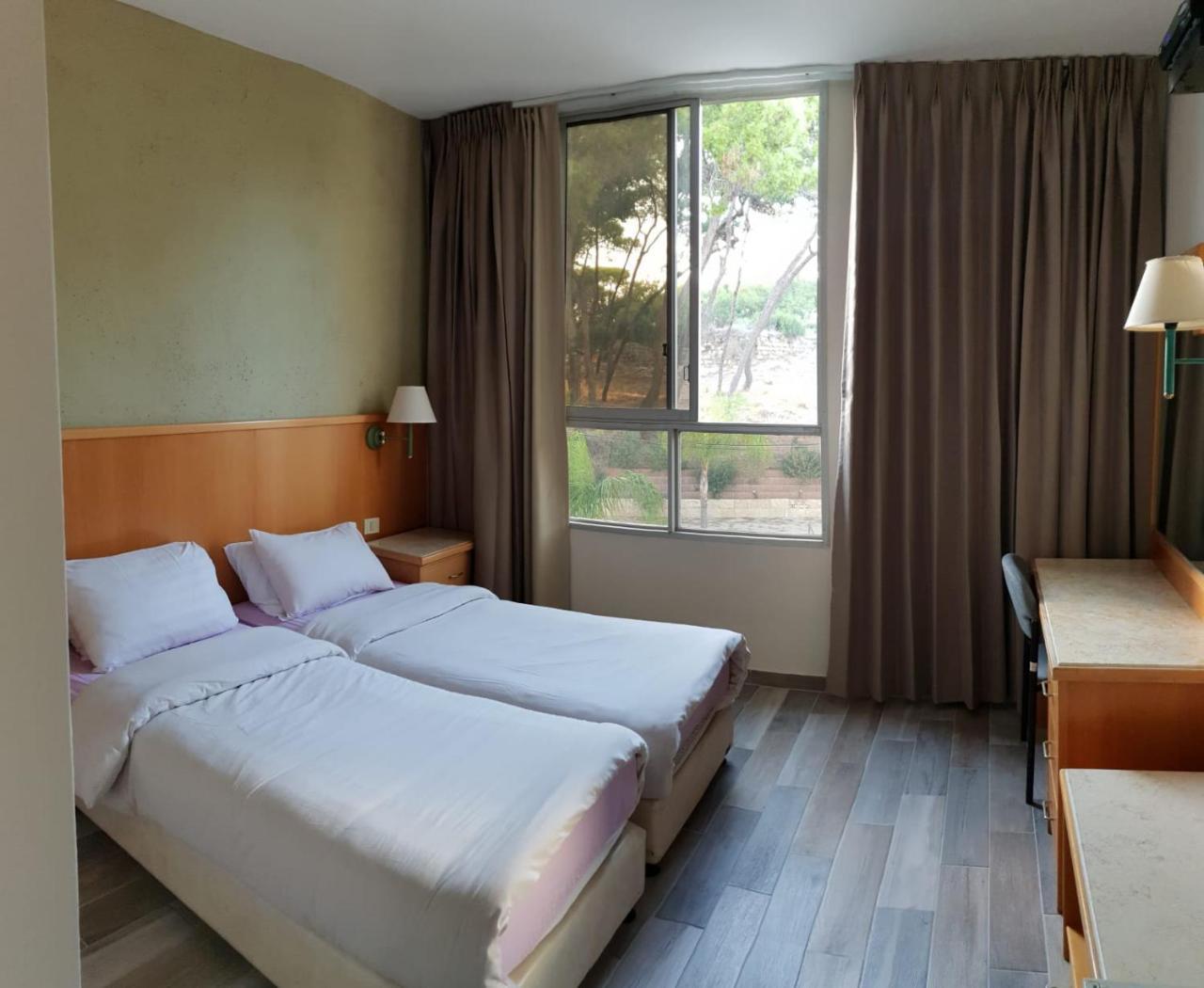 Marom Hotel Хайфа Екстер'єр фото