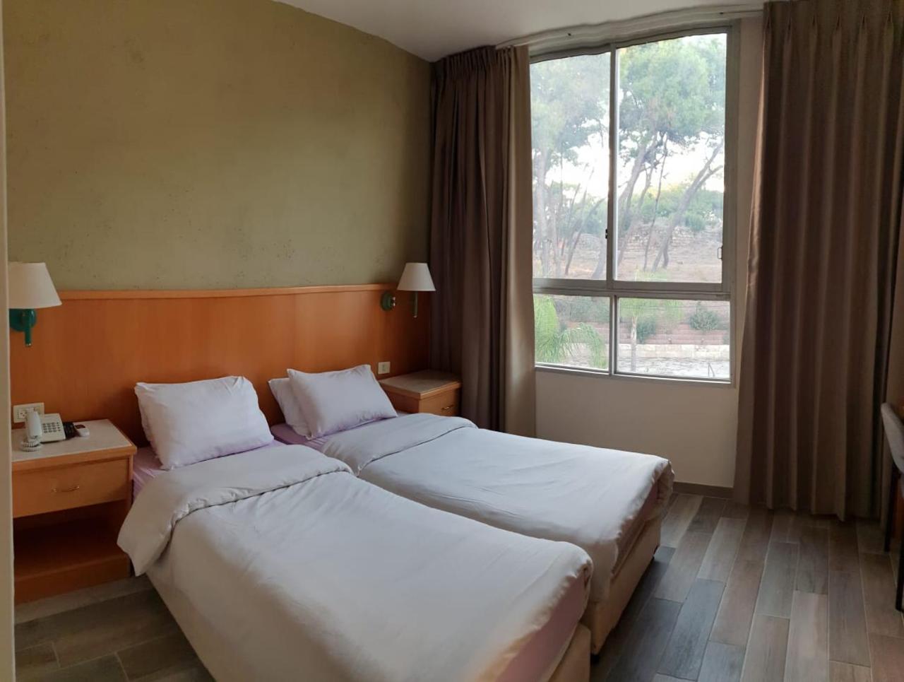 Marom Hotel Хайфа Екстер'єр фото